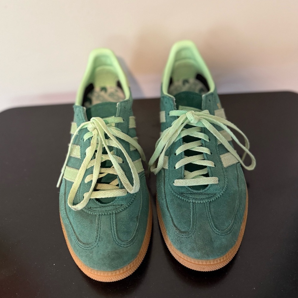 ADIDAS SPEZIAL - SZ W 9.5 - Green Suede Sneakers